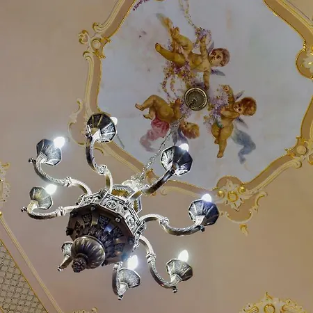 Palazzo Degli Affreschi Catania