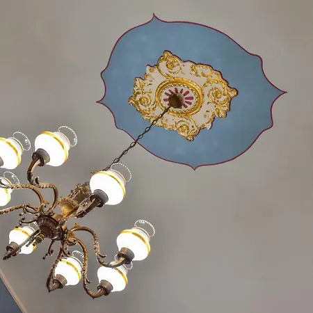 Palazzo Degli Affreschi Bed & Breakfast Catania